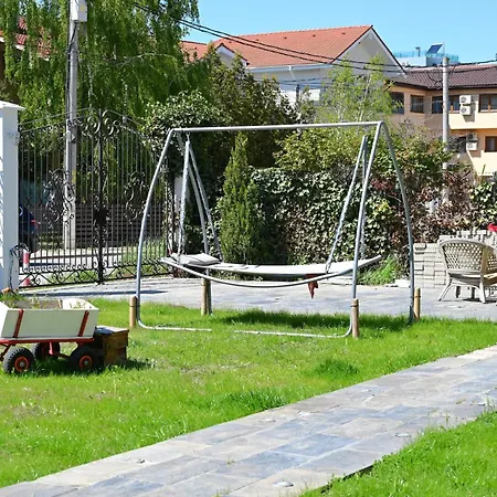 Mida Summer